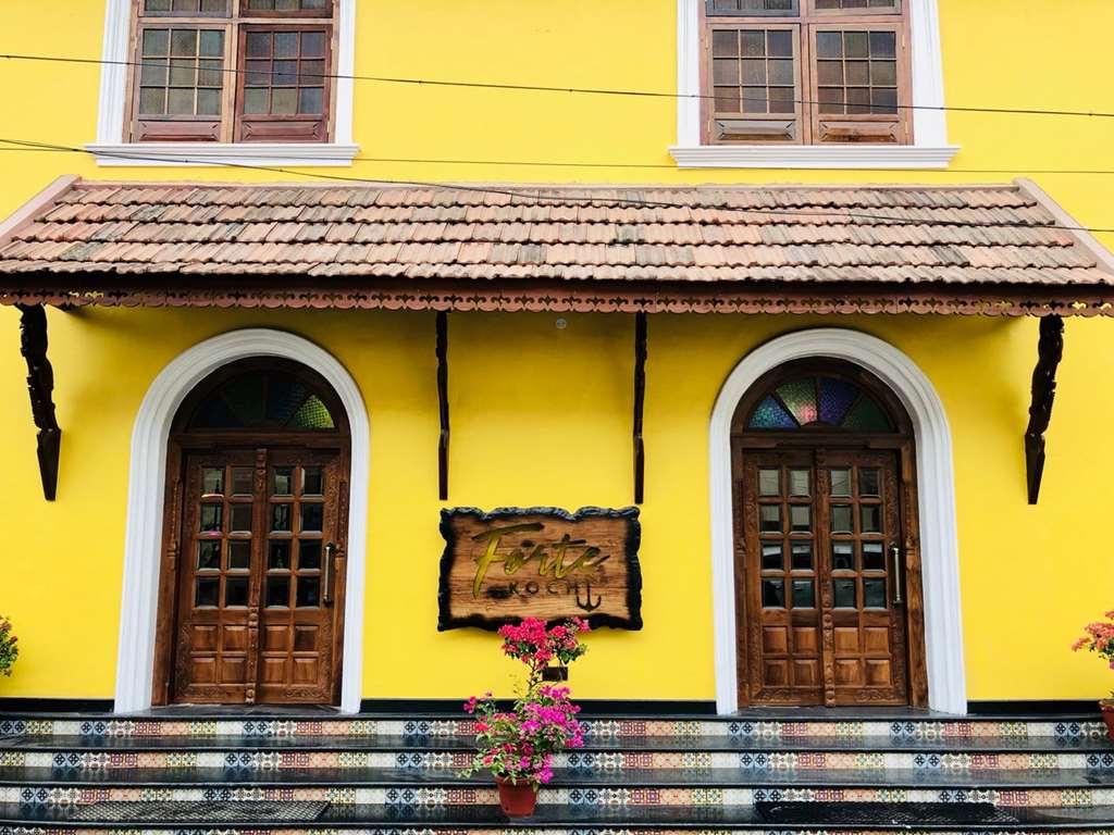 Forte Kochi Hotel Exterior photo